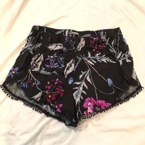 🌙 Black Floral Shorts